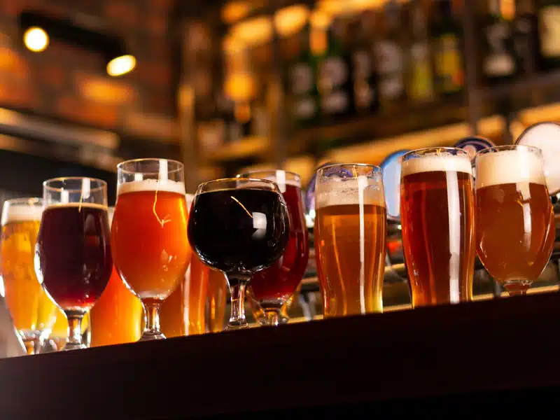 Set-boccali-in-vetro-spesso-birra-modena