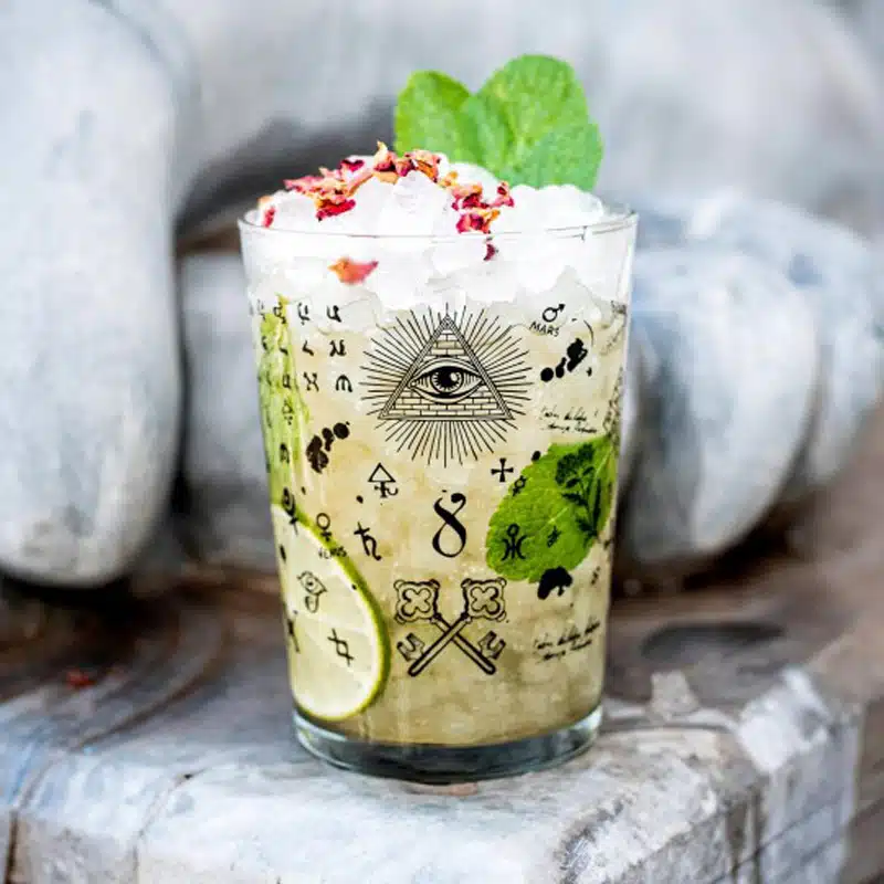 Highball-glass-per-gin-tonic